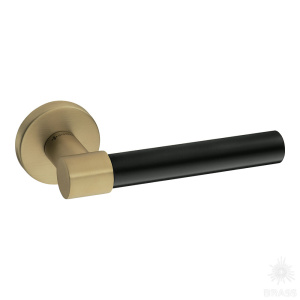 HA186RO12 GB-GB/AL6 AXE Ручка дверная, матовая латунь/чёрный