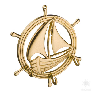 00072 Ключница в виде парусника в штурвале, латунь