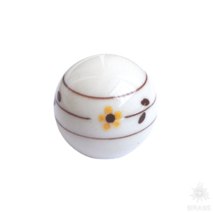 369A1 Ручка кнопка керамика, цветы на белом фоне