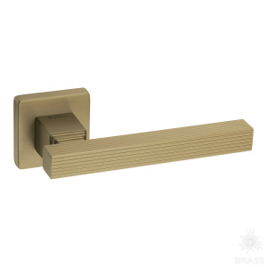 HA220LRO11 GB TRONE-L Ручка дверная, матовая латунь