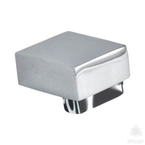 670NEX Ручка кнопка, пластик чёрный